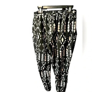 Freckles Printed Polyester Comfy Joggers-Black/White (Women’s Small)